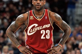 包含詹姆斯新星高光表现表现惊艳，澳大利亚队未来可期！的词条