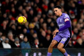 包含Karsa在切尔西比赛中绝杀，连败引发热议！的词条